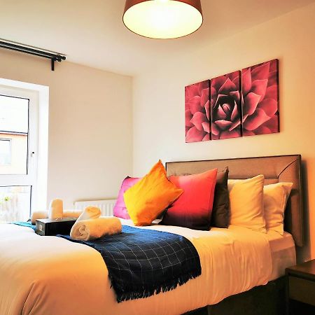 Lovely Holiday Home In Birmingham City Center 3 Bedrooms House By Hf Group Dış mekan fotoğraf