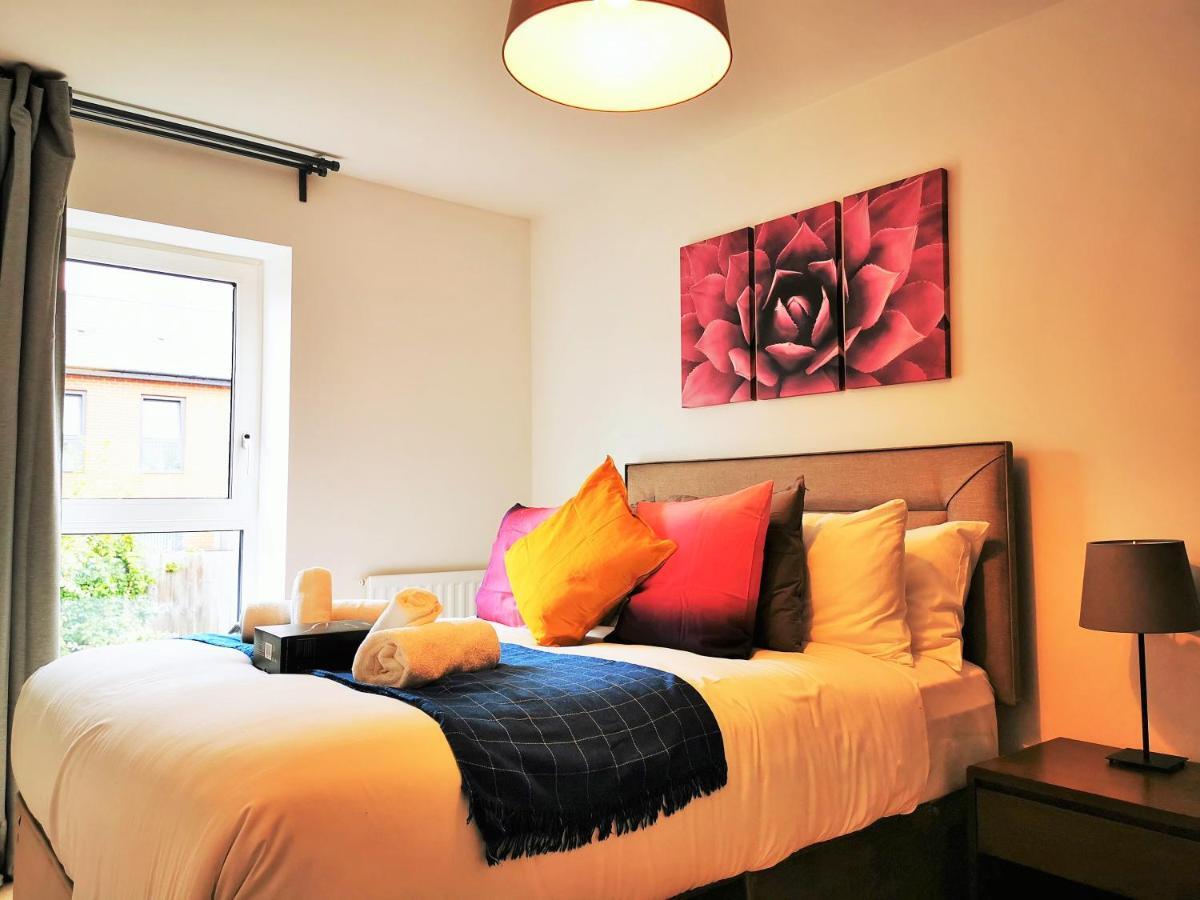 Lovely Holiday Home In Birmingham City Center 3 Bedrooms House By Hf Group Dış mekan fotoğraf