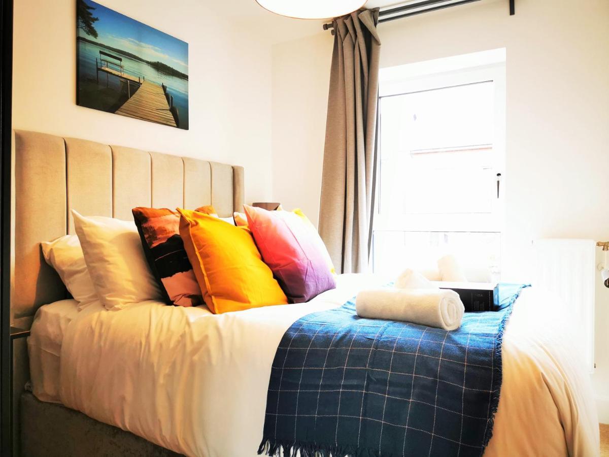 Lovely Holiday Home In Birmingham City Center 3 Bedrooms House By Hf Group Dış mekan fotoğraf