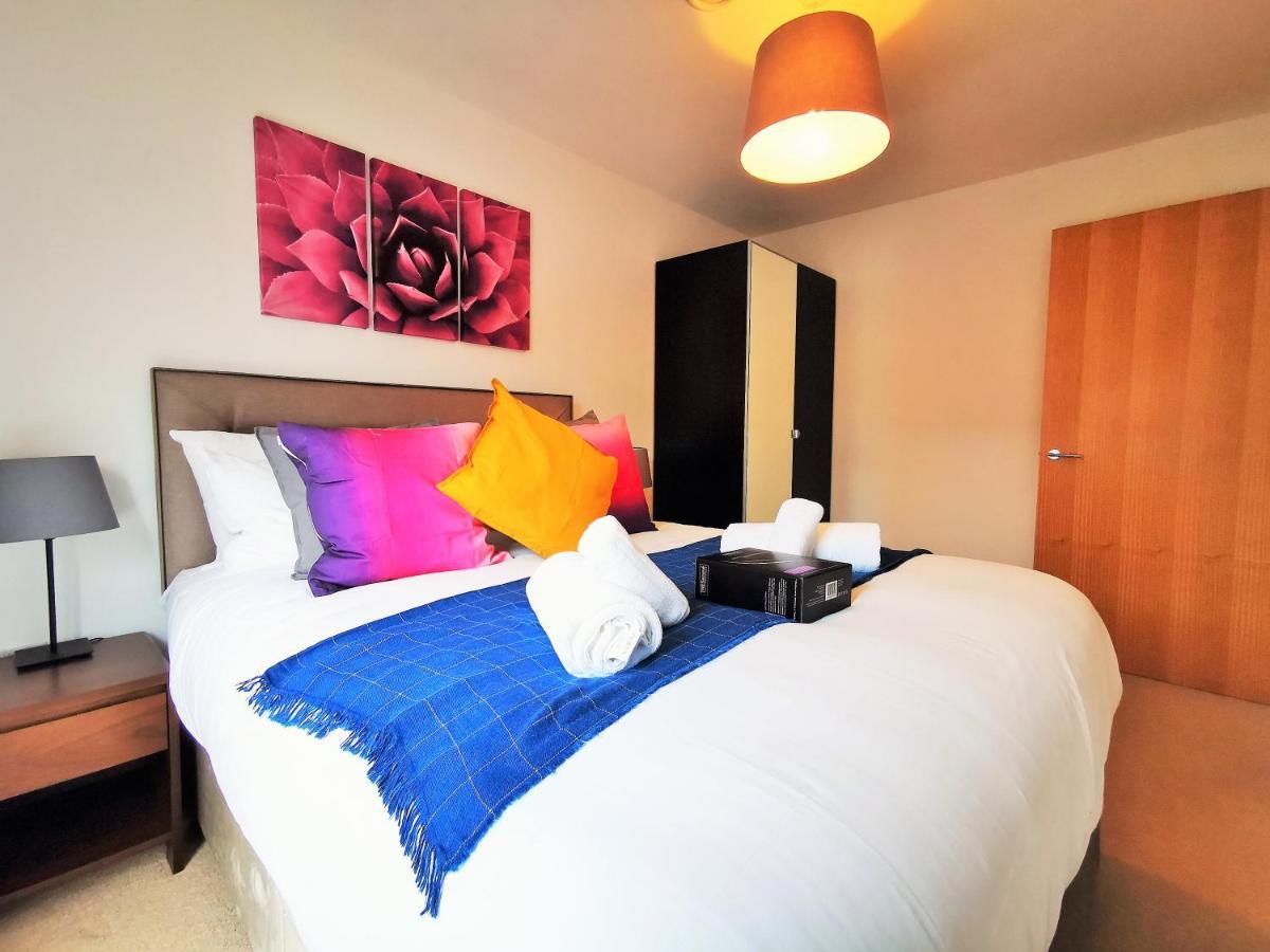 Lovely Holiday Home In Birmingham City Center 3 Bedrooms House By Hf Group Dış mekan fotoğraf